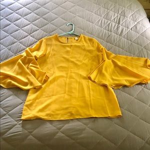 Golden yellow trumpet/bell sleeve medium blouse